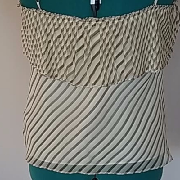 BCBG 100% silk Cami w/pleated and embroidered trim - Picture 2 of 5